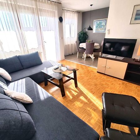 Lara'S Apartment Zadar Dış mekan fotoğraf